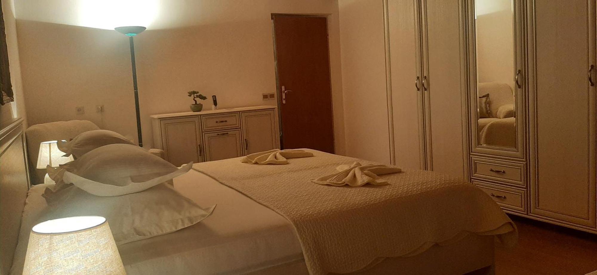 Guest House Fenix Brela Oda fotoğraf