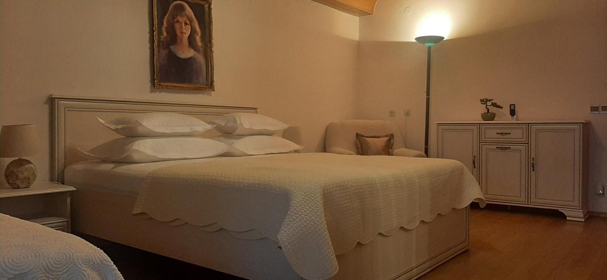 Guest House Fenix Brela Oda fotoğraf