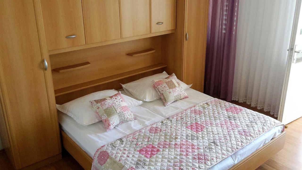 Guest House Fenix Brela Dış mekan fotoğraf