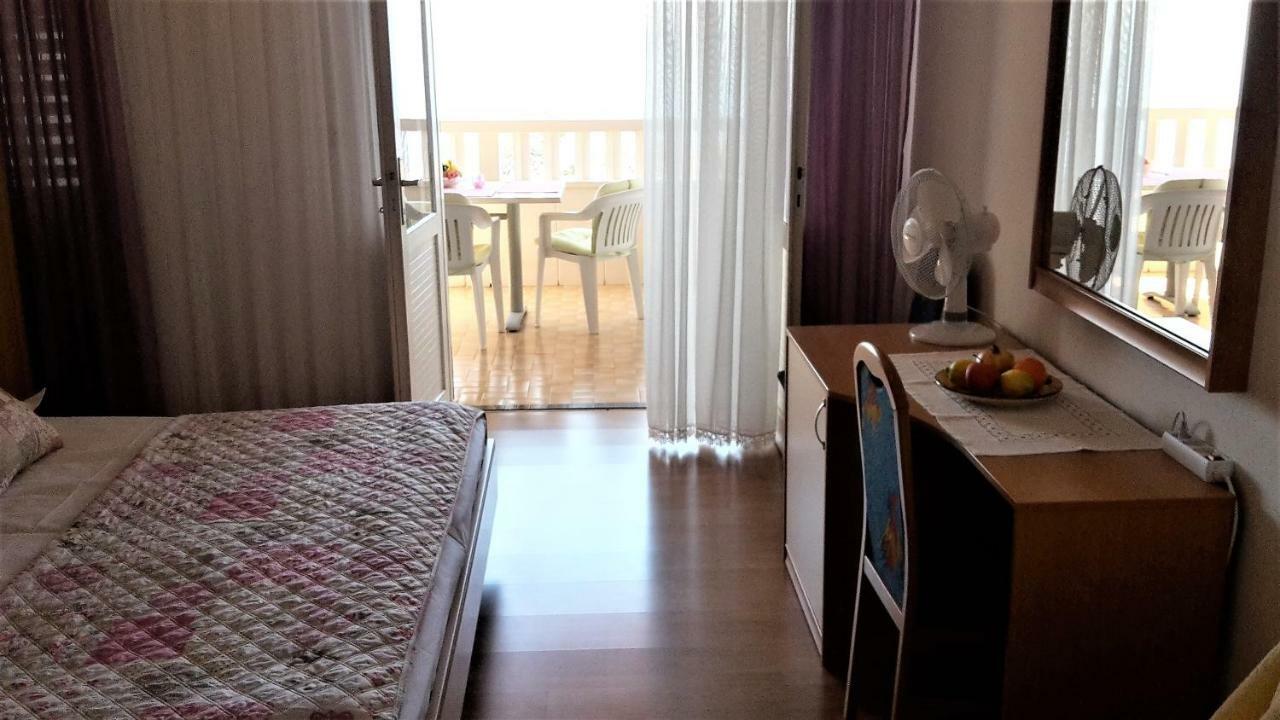 Guest House Fenix Brela Dış mekan fotoğraf
